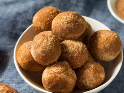 Тільки 3 секретні інгредієнти — і бананові пончики стають вашим солодким гріхом