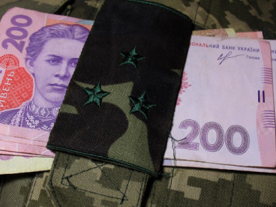 В Україні розробляють нові контракти для військових з “чіткими термінами служби”. ДОПОВНЕНО