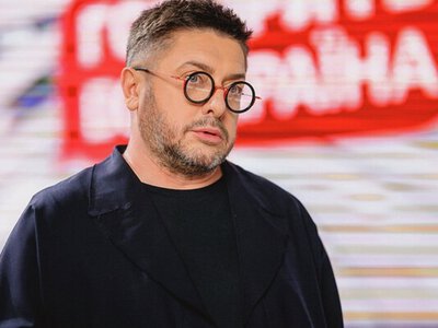  Що в цьому такого?: Олексій Суханов різко відповів на закиди про орієнтацію після поцілунку із чоловіком 