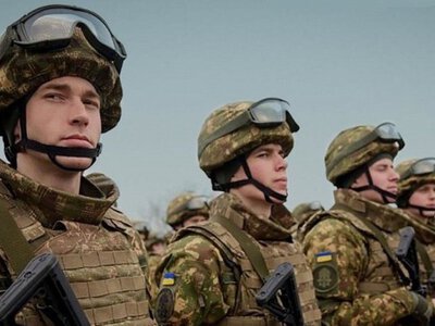 І знов те саме: приліт балістики по будові ЗСУ під час нагородження