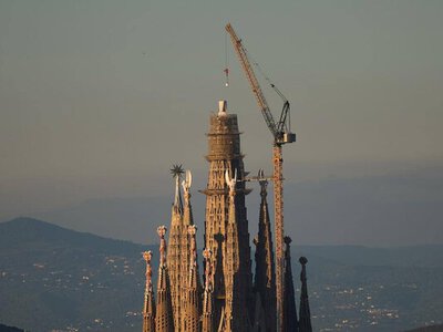 Саграда Фамілія у Барселоні стала найвищим храмом у світі