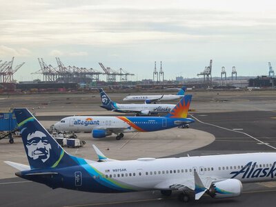 Шатдаун, суд і тарифи: Вашингтон стискається в кільці криз