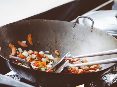 Як позбутися запаху смаження в оселі