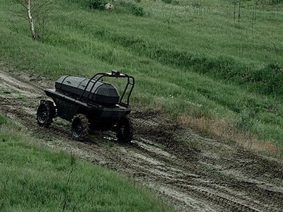 Робот вивіз пораненого воїна ЗСУ з окупації, подолавши 64 км