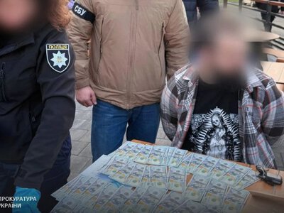 Таємний маршрут за гроші: офіцер обіцяв втечу до ЄС