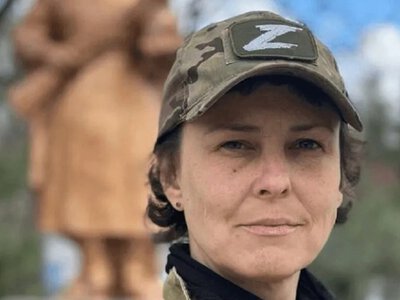 Прихильниця руського миру Чичеріна здійснила наругу над прапором України