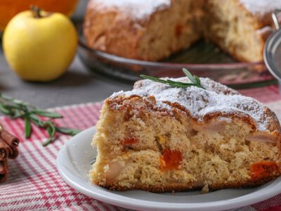 Шарлотка з гарбузом: оригінальний і швидкий рецепт