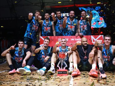 Медіа-баскетбол в Україні стартував із фурору: перший чемпіон та шалені рахунки