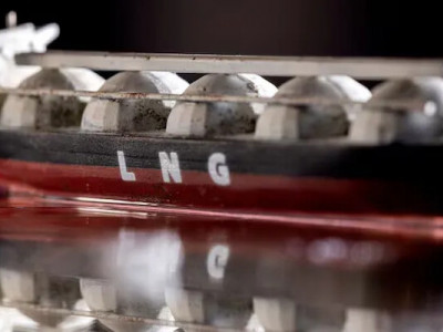 Польща нарощує імпорт американського газу: частину хочуть спрямувати Україні