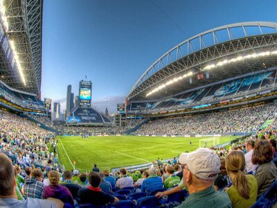 У Греції розпочався суд над власником «Олімпіакоса» у справі про футбольне насильство