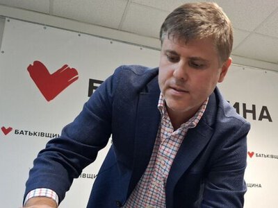 Прослуховуючий пристрій знайдено в кабінеті заступника голови Запорізької обласної ради (ВІДЕО)