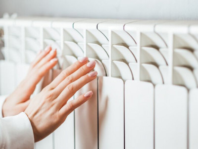 Українців просять одягатися вдома тепліше