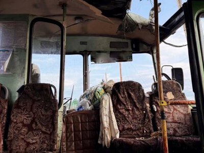 Російські окупанти атакували маршрутку у Херсоні: є постраждалі, серед яких дитина