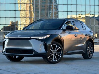 Кінець ери бензину: продажі електрокарів побили рекорд в Україні