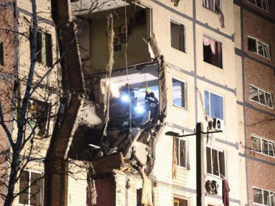 Ворог вночі спрямував на Дніпропетровщину ракети та безпілотники, – є влучання