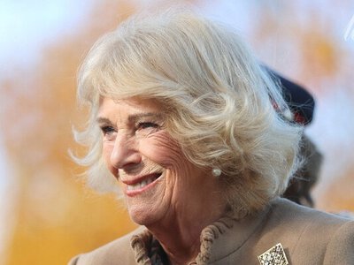 У королеви Камілли на автозаправці вкрали сумку з коштовностями