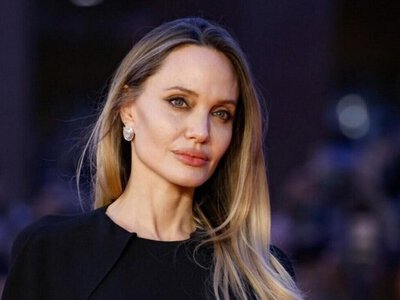 «Зробила донат для українських бійців». Притула розповів, що Джолі купувала каву на заправці в Тернополі