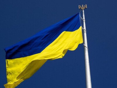 У Чехії планують зняти усі українські прапори з державних будівель