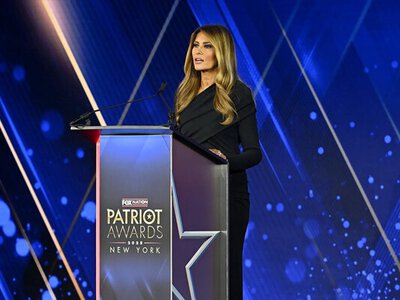 Меланію Трамп визнали «Патріотом року». ФОТО