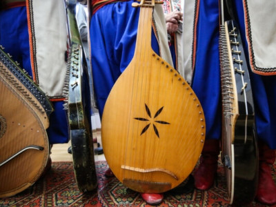 «Гучно слухав музику, підривав довіру до СВО». Які пісні небезпечні в анексованому РФ Криму