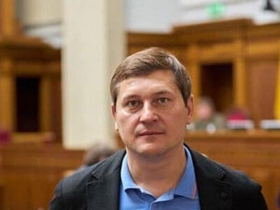 Від втрати монобільшості «Слуг народу» відділяє лише чотири депутати: втікач Одарченко більше не нардеп