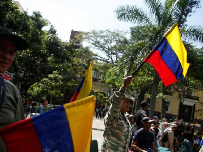 Зі старою російською зброєю: Венесуела готує жорсткий опір та анархію у боротьбі проти США - Reuters