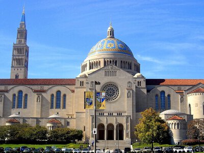 Католицька церква США обрала нового лідера, який засудив міграційну політику Трампа