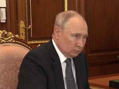 Для Путіна створили три однакові кабінети, але “спалились” на деталях