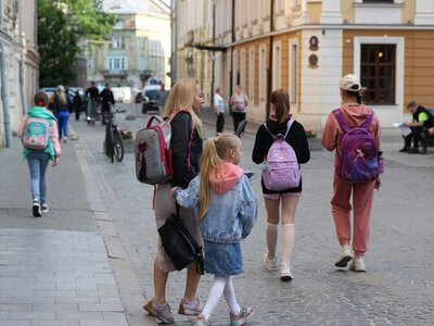 У львівських школах проводять санітарні перевірки після спалаху інфекції