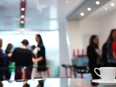 “Синдром офісних ніг”: чому після роботи з’являється набряк і важкість