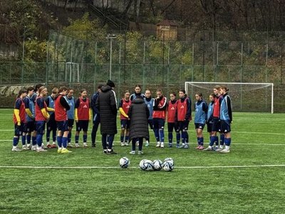 Майбутні зірки на полі: збірна України WU15 готується до вирішального турніру