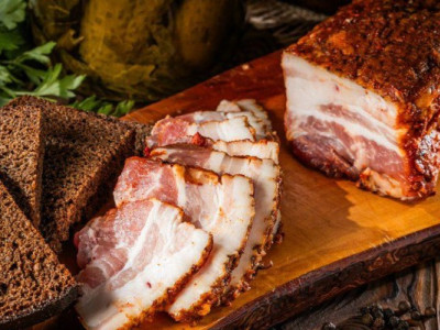 Золотисте сало, від якого не відірватись