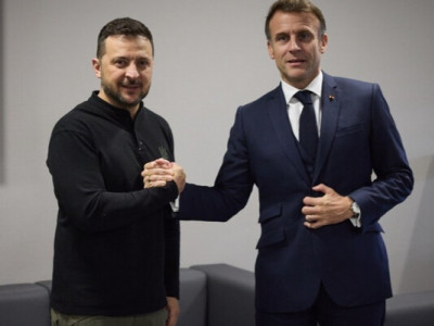 Зеленський укладе з Францією низку угод про постачання літаків, ракет та систем ППО – Reuters