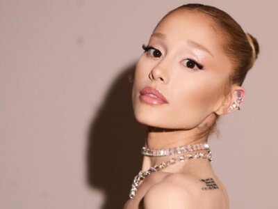 Блогера ув’язнили за те, що він схопив Аріану Гранде на прем’єрі у Сінгапурі