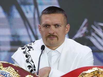 ЗМІ назвали ймовірну причину, через яку Усик відмовився від чемпіонського пояса WBO