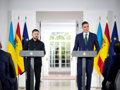 Іспанія передасть Україні дефіцитні ракети для систем ППО IRIS-T – Зеленський