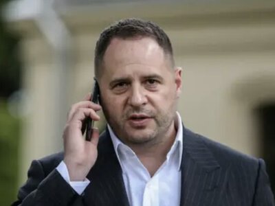 Єрмак вирушає до Лондона на тлі вимог про свою відставку: запланована зустріч із Залужним