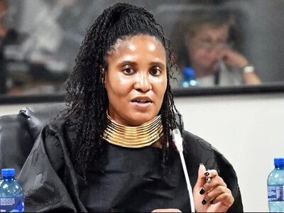 Дочка колишнього президента ПАР обманом вербувала африканців на війну Росії проти України, – Bloomberg