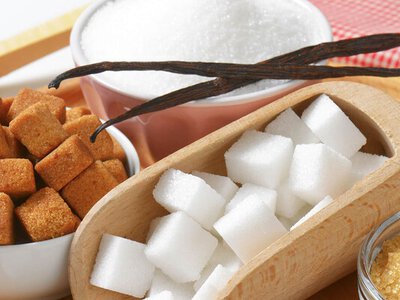 Чому солодке небезпечне не лише для фігур