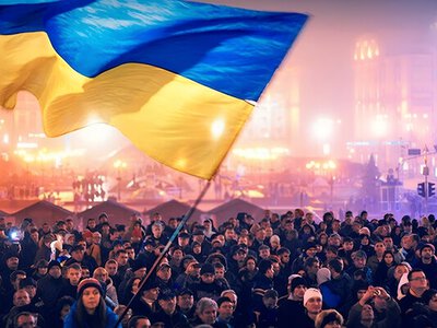 В Україні відзначають 12-ту річницю Революції Гідності