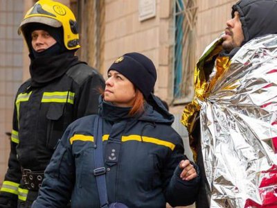 Три дні чекав під руїнами у Тернополі: знайдені тіла дітей і дружини чоловіка, який вижив