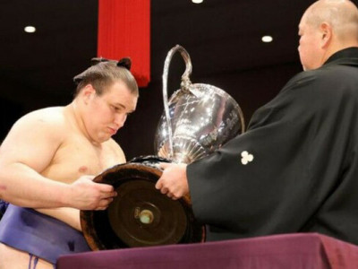 Українець став чемпіоном з сумо, перемігши великого йокодзуну