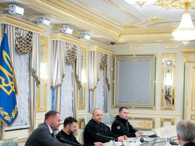 Представники Пентагону привезли до Києва не лише мирний план. Була ще угода з трьох пунктів – ЗМІ