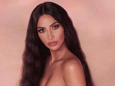 Кім Кардашьян шокувала мролодим фото