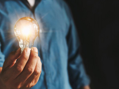 Чому рахунки за світло не зменшуються навіть під час відключень електроенергії