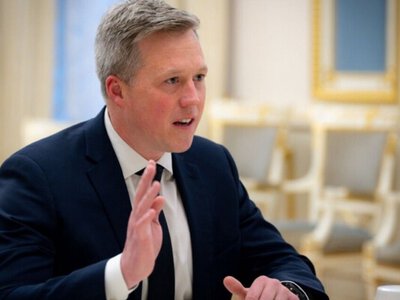 Міністр армії США прибув до ОАЕ для переговорів з Будановим та представниками рф – ЗМІ