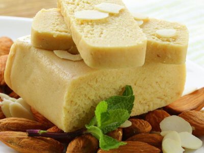 Готуємо неперевершений мигдальний марципан у домашніх умовах