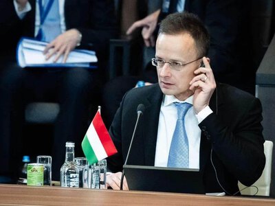Сійярто звинуватив європейських лідерів у саботажі мирного плану Трампа для України