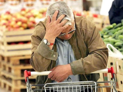 Ціни на алкоголь, тютюн та зв’язок в Україні за рік “стрибнули” на 10,9%