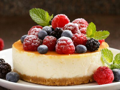 Торт без випічки, що завжди виходить: готується швидше, ніж остигає чай